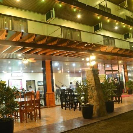 The Premiere Business Hotel Kalibo Buitenkant foto