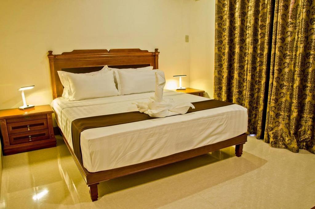 The Premiere Business Hotel Kalibo Kamer foto