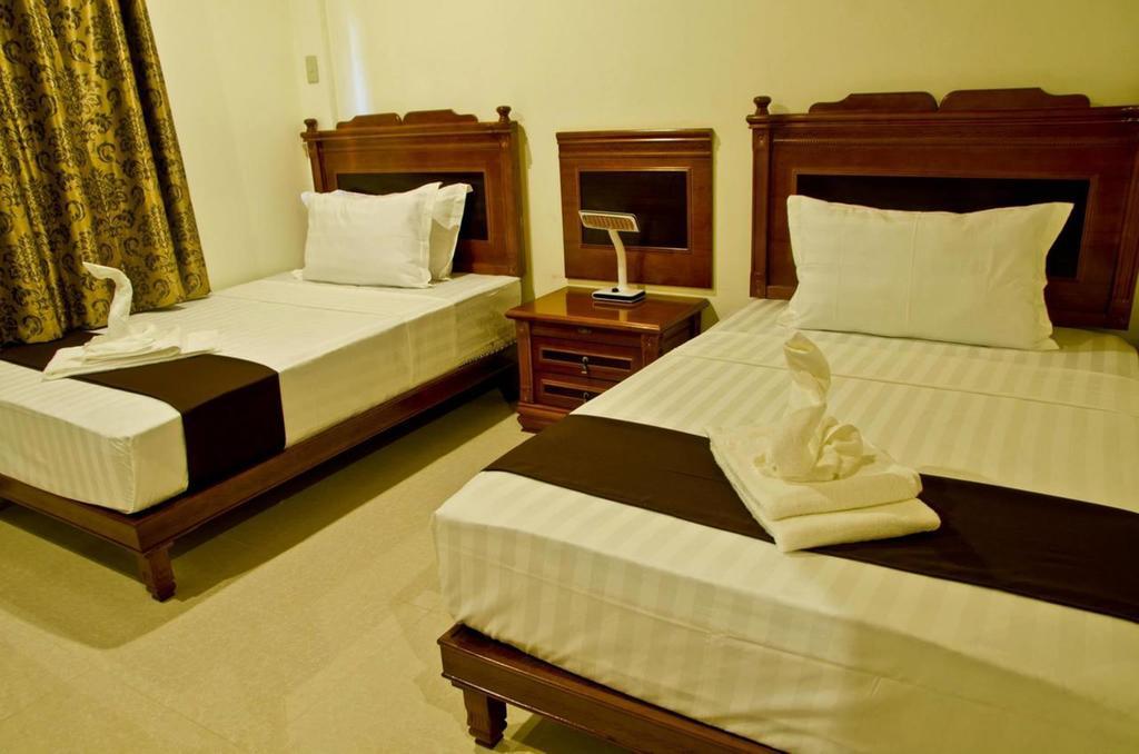 The Premiere Business Hotel Kalibo Kamer foto