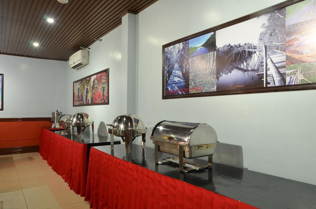 The Premiere Business Hotel Kalibo Buitenkant foto